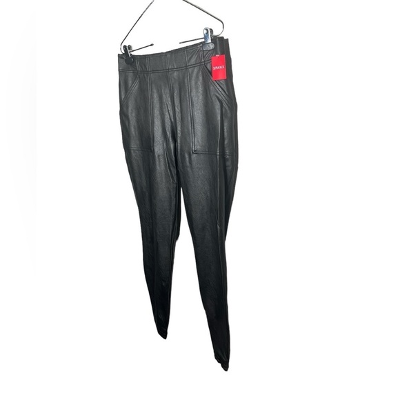 Spanx Women’s Black Leather Like Jogger Rise High - Picture 9 of 17